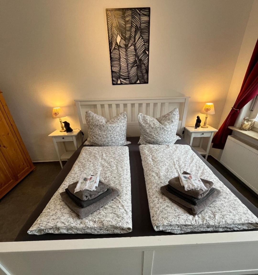 Ferienwohnung Burghasungen Zierenberg エクステリア 写真